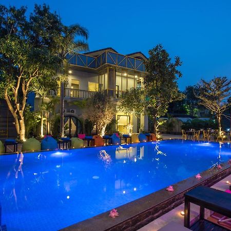 White Rabbit Hostel Siem Reap (Adults Only) Buitenkant foto