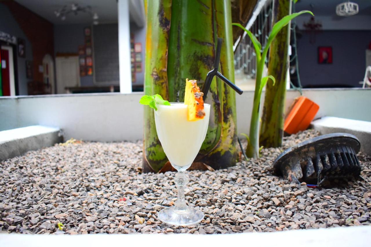 White Rabbit Hostel Siem Reap (Adults Only) Buitenkant foto