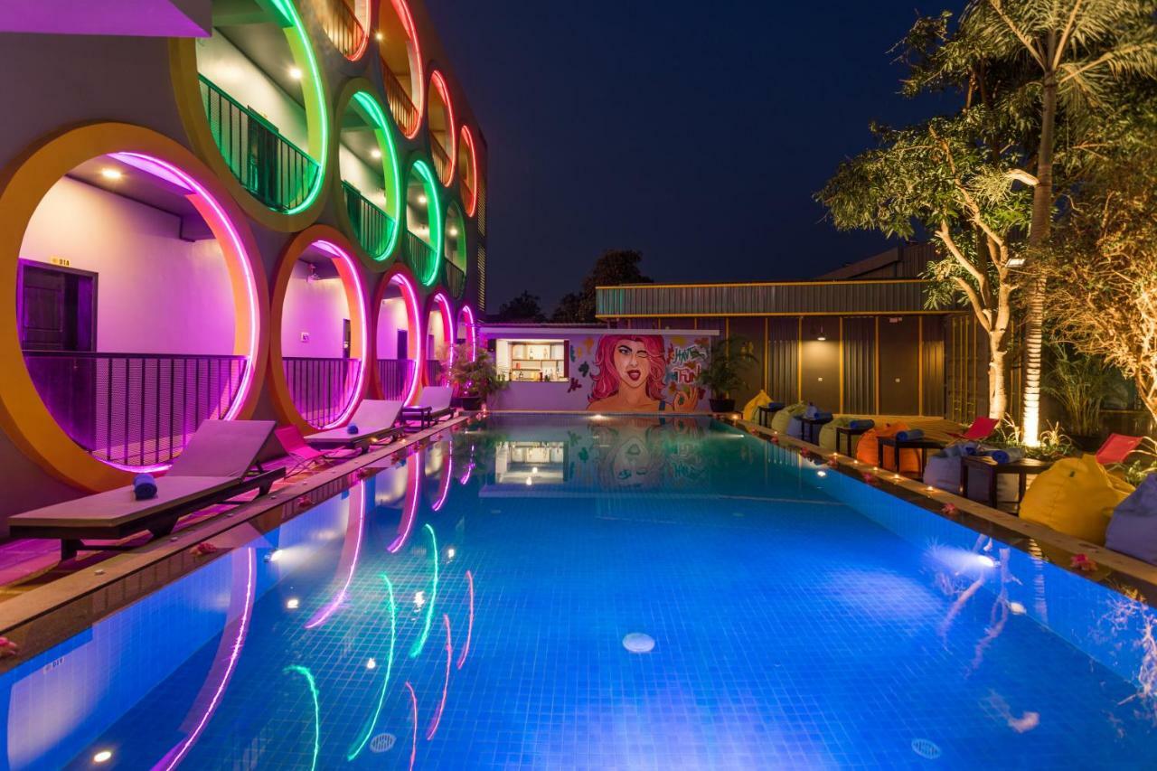 White Rabbit Hostel Siem Reap (Adults Only) Buitenkant foto