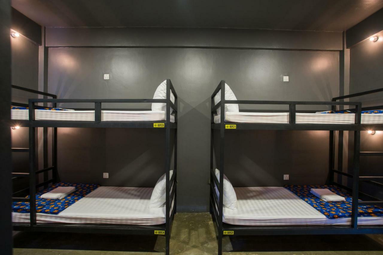 White Rabbit Hostel Siem Reap (Adults Only) Buitenkant foto