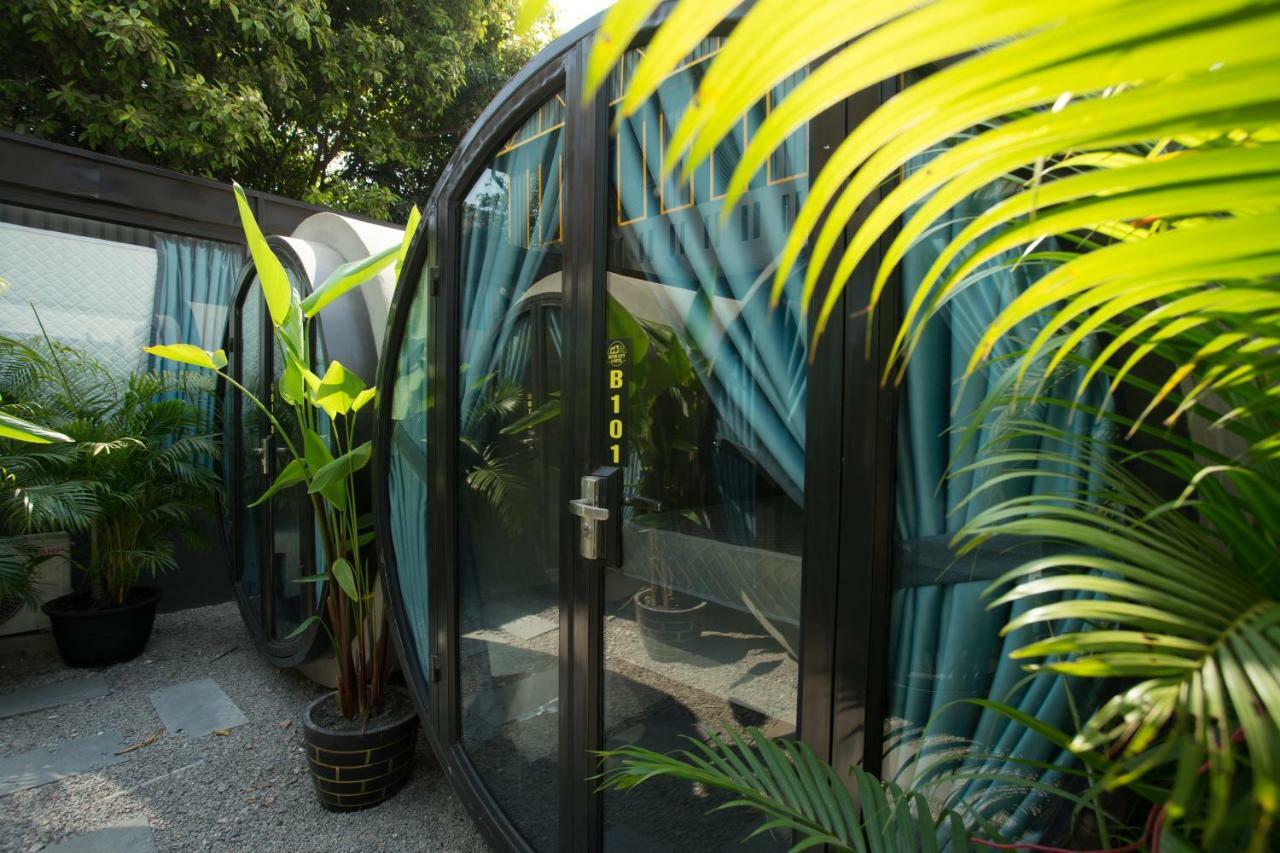 White Rabbit Hostel Siem Reap (Adults Only) Buitenkant foto