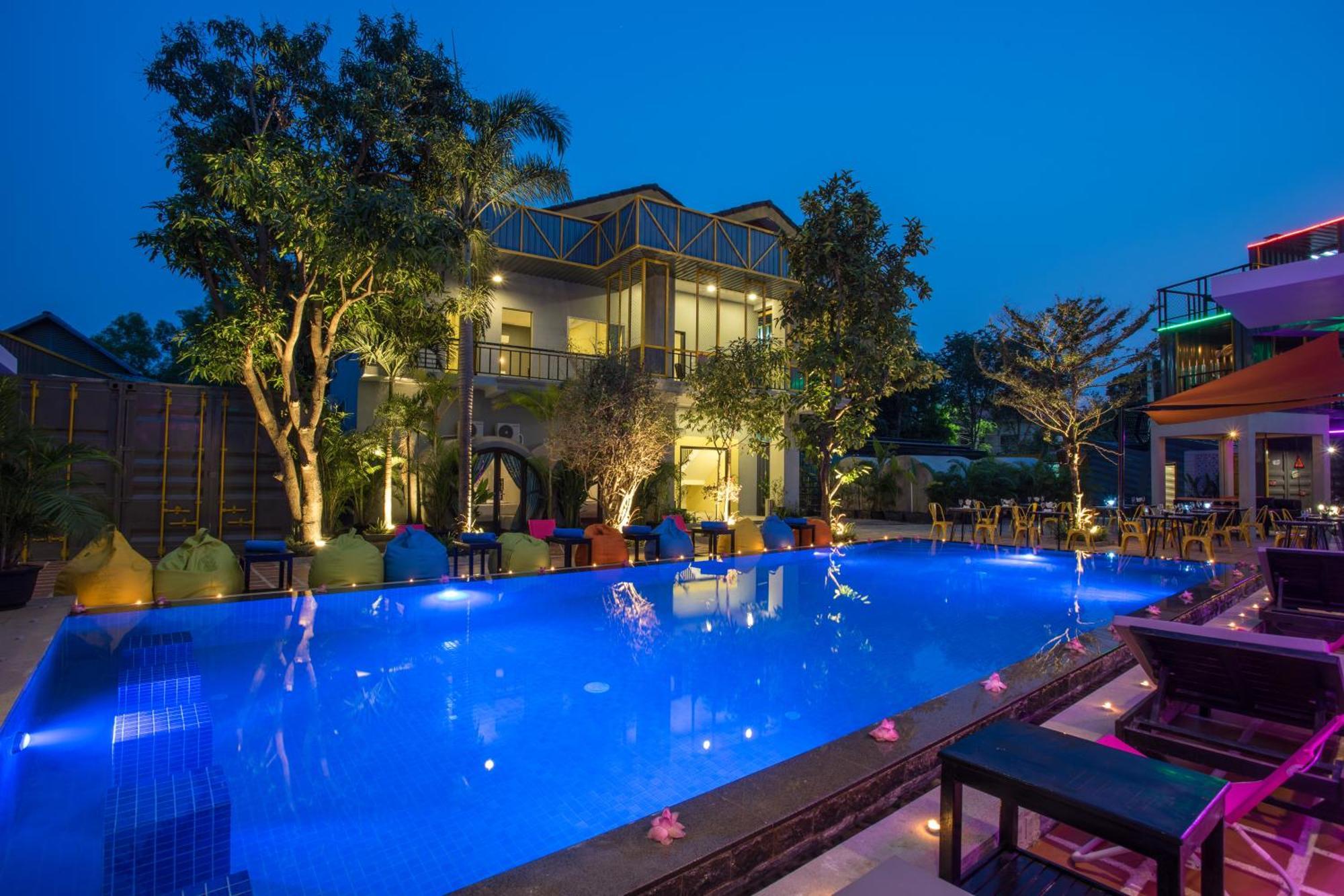 White Rabbit Hostel Siem Reap (Adults Only) Buitenkant foto