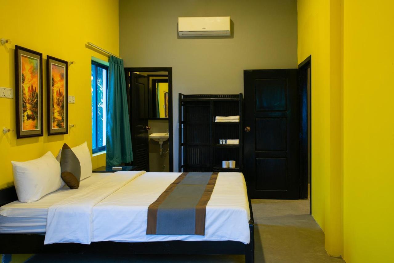 White Rabbit Hostel Siem Reap (Adults Only) Buitenkant foto