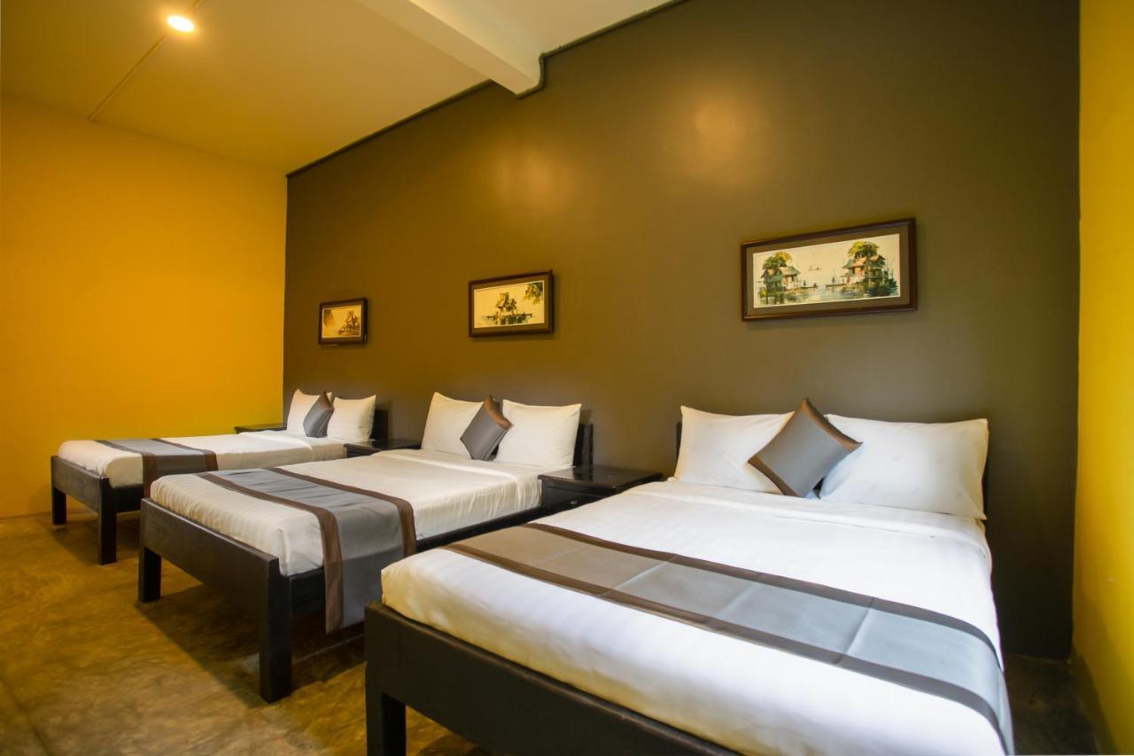 White Rabbit Hostel Siem Reap (Adults Only) Buitenkant foto